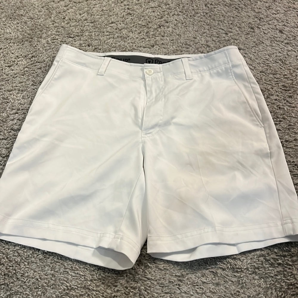 Pro tour men’s golf shorts size 32